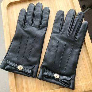 NWOT Coach Black Leather Gloves